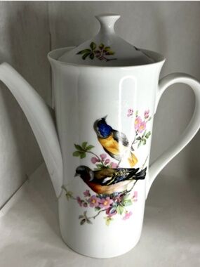 Vintage Mottahedeh Coffee Pot Multi Color Birds on Floral Branches 36 ounces